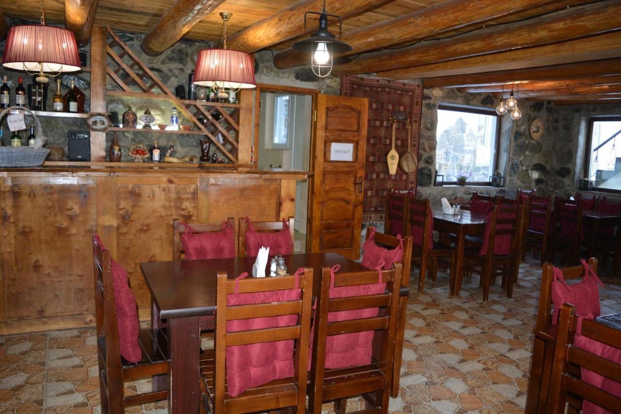 Guesthouse Of Manoni Ratiani Mestia Esterno foto
