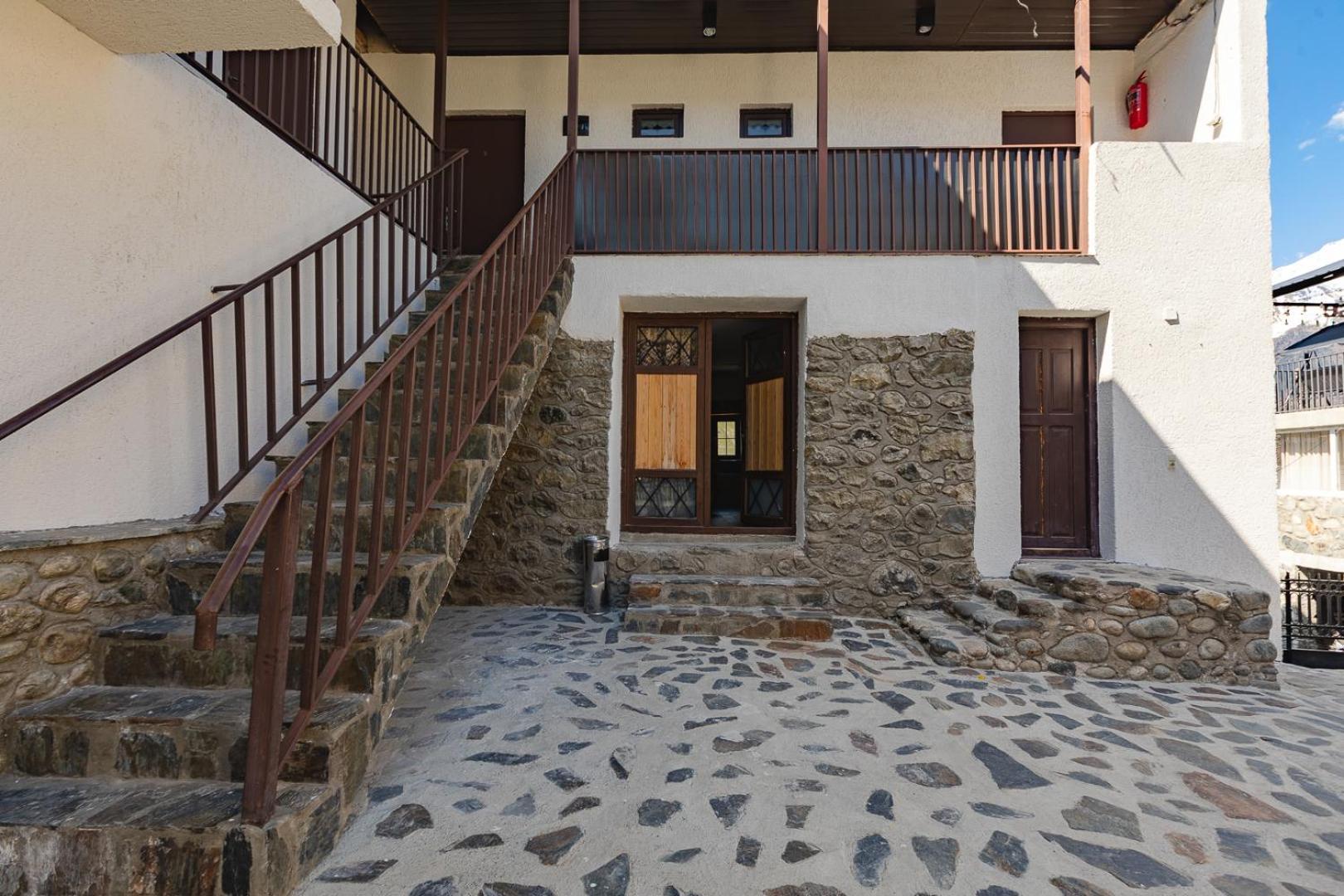 Guesthouse Of Manoni Ratiani Mestia Esterno foto