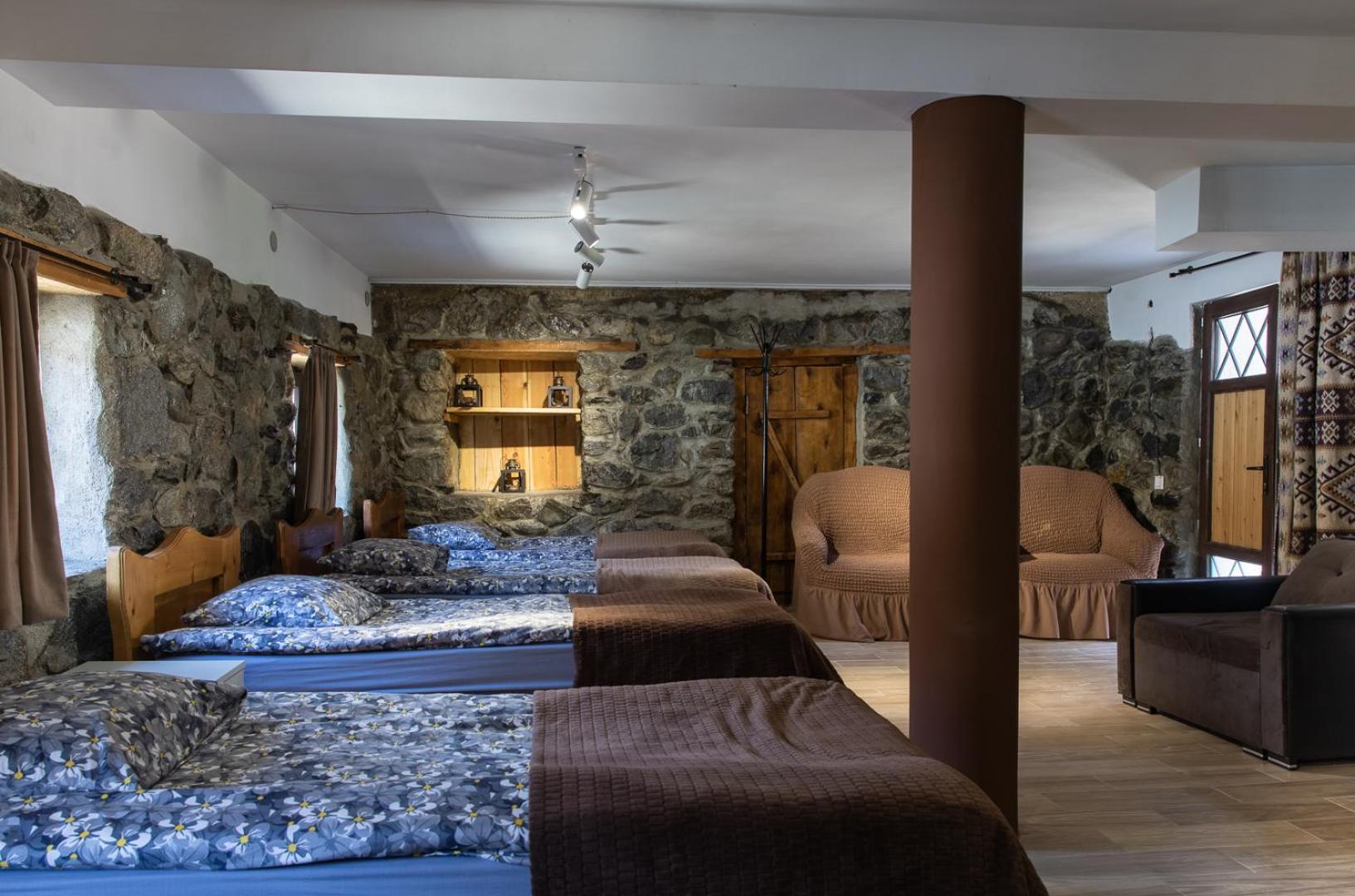 Guesthouse Of Manoni Ratiani Mestia Esterno foto