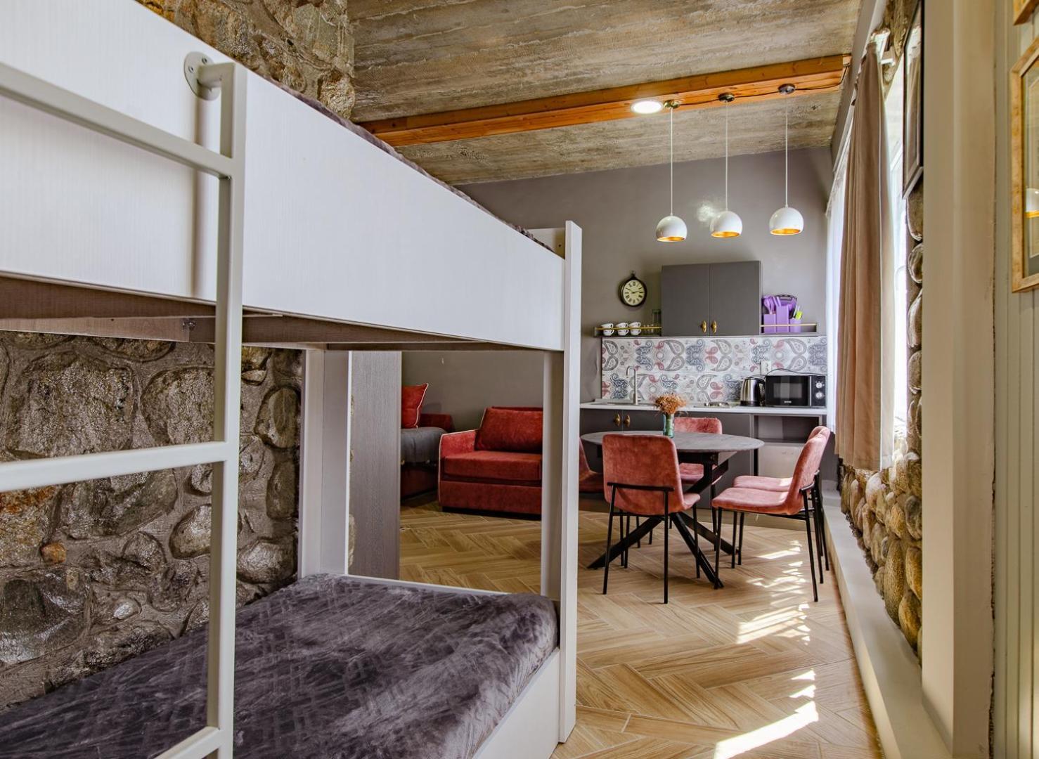 Guesthouse Of Manoni Ratiani Mestia Esterno foto