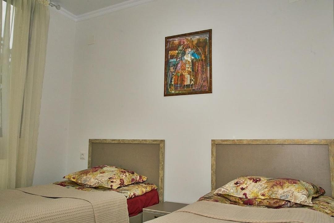 Guesthouse Of Manoni Ratiani Mestia Esterno foto